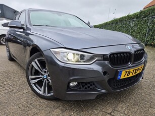 BMW 3-serie 320I Automaat High Executive