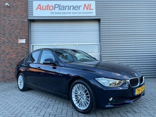 BMW 3-serie 320i Edition Executive! Clima! Cruise! Navi!