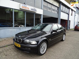 BMW 3-serie 320i Executive