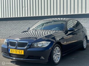 BMW 3-serie 320i High ExecutiveAPKAircoCruise