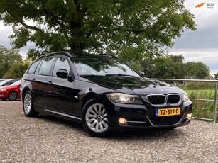 BMW 3-serie Touring 318i Panodak + Xenon + Navi + Cruise