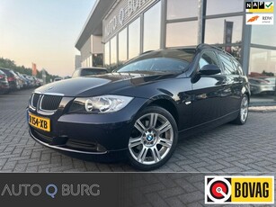 BMW 3-serie Touring 318i Panorama PDC Stoelverwarming