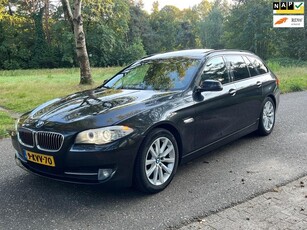 BMW 5-serie Touring 520d Aut Navi Pano 2013 Antraciet