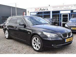 BMW 5-serie Touring 523i Executive youngtimer