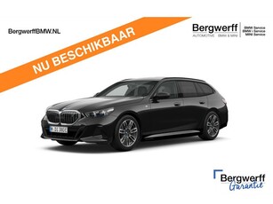 BMW i5 Touring eDrive40 M-Sport - Trekhaak - Driving Ass