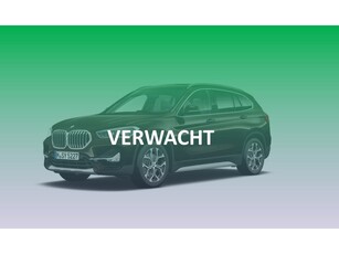 BMW X1 sDrive20i High Executive Pano ACC Carplay