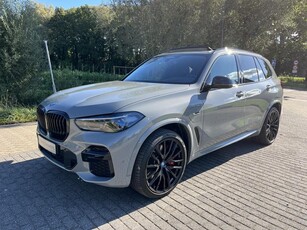 BMW X5 xDrive45e High Exe M-Sport `Lime Rock Grey`