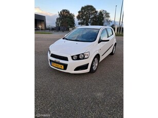 Chevrolet Aveo 1.4 LT AIRCO