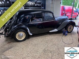 Citroen Traction Avant 15CV 6-cilinder Berline