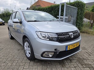 Dacia Sandero 1.0 SCe Laureate Motor kapot (bj 2019)