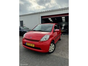 Daihatsu Sirion 2 1.0-12V Trend Nw Koppeling Airco APK