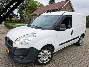 Fiat Dobló Cargo 1.4i Benzine met Zijdeur Trekhaak &