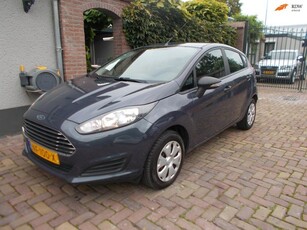 Ford Fiesta 1.25 5drs airco bj 2015 108 dkm nette auto