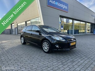 Ford Focus 1.0 EcoBoost Titanium Navi Clima Pdc Trekhaak NAP