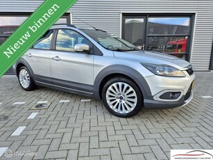 Ford Focus Wagon 1.8 X Road NAVI 17