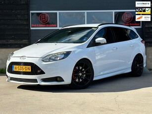 Ford Focus Wagon 2.0 EcoBoost ST-2 Leder Clima Camera Navi