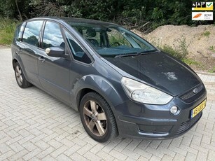 Ford S-Max 2.0-16V Navi Pano