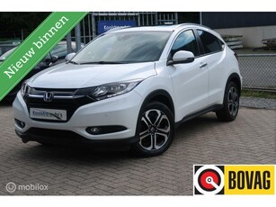 Honda HR-V 1.5 i-VTEC Executive AFNEEMBARE TREKHAAK, PANO