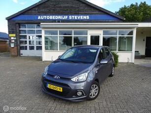 Hyundai i10 1.0i i-Motion Premium