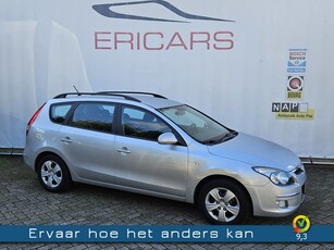 Hyundai i30 CW 1.6i Dynamic NAVI ECC PDC (bj 2010)