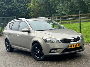 Kia Cee'd 1.4 CVVT X-ecutive /Trekhaak/Airco/