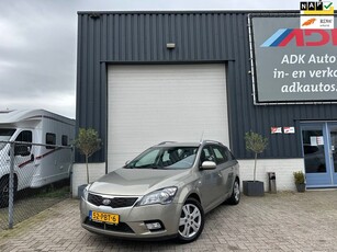 Kia Cee'd Sporty Wagon 1.6 CVVT X-ecutive