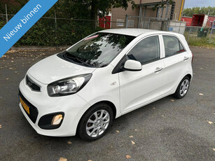 Kia Picanto 1.0 CVVT World Cup Ed. NETTE AUTO RIJDT EN SCHAKELT GOED