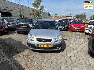 Kia Rio 1.6 CVVT EX