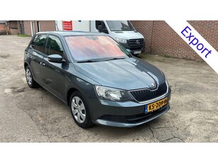 Škoda Fabia MOTER SCHADEN !!!!!!!!!! (bj 2015, automaat)