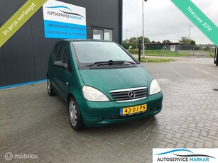 Mercedes A-klasse 160 Elegance Nieuw apk en airco.