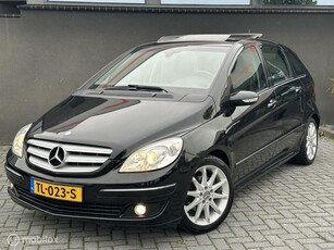 Mercedes B-klasse 200 Splinternieuwe APK / Zeer netjes /