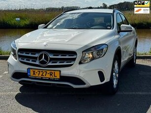 Mercedes-Benz GLA-KLASSE 200 navigatie - cruisecontrole - stoelverwarming