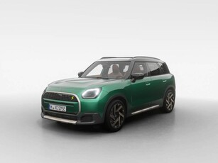 MINI Countryman SE Favoured Trim + Package M Maximaal