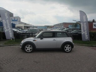 Mini Mini 1.6 Cooper Pepper/2006/AIRCO/LEES ADVERTENTIE