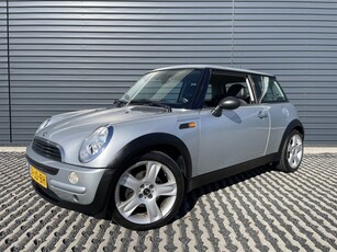 MINI Mini 1.6 One 90 PK Nette auto! APK t/m 04-07-2025