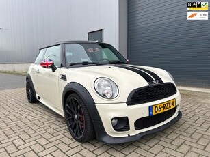 Mini Mini 1.6i Cooper JCW PANO LEDER NAP 2011