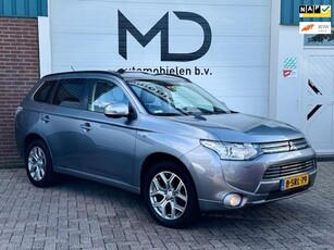 Mitsubishi Outlander 2.0 PHEV Instyle - Schuifdak - Leder