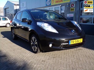 Nissan LEAF Tekna 30 kWh