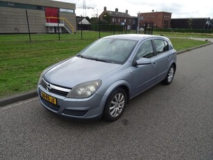 Opel Astra 1.6 Cosmo