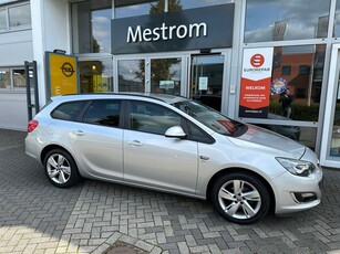 Opel Astra Sports Tourer 1.4 Turbo Sport / zeer compleet