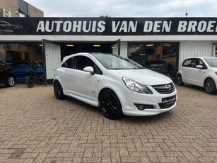 Opel Corsa 1.2-16V OPC-Line 1e Eigenaar Airco Lmv Elek