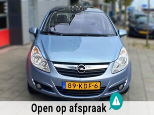 Opel Corsa 1.4-16V Cosmo - 5Drs - Panorama dak I Airco I