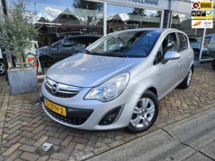 Opel Corsa 1.4-16V Cosmo automaat