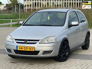 Opel Corsa 1.4-16V Silverline Nwe apk Airco