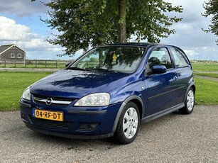 Opel Corsa 1.8-16V Sport GSI 125 pk * Nette staat * Dealer