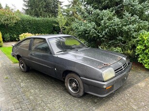 Opel Manta 1.8 GT combi S (bj 1985)