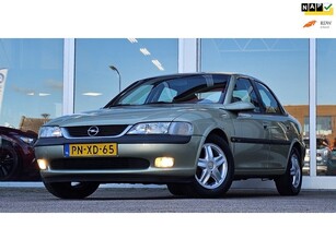 Opel Vectra 1.8ii 16V CD Airco 26.5 jaar 1 eigenaar 100%