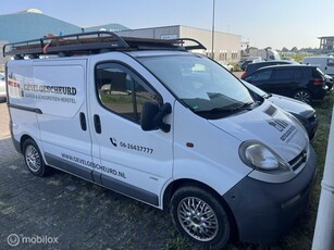 Opel Vivaro bestel 2.5 DTI L1H1 DC KOPPELING DEFECT