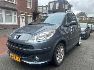 Peugeot 1007 1.6-16V Sesam Gentry AUTOMAAT Hoge Instap