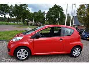 Peugeot 107 1.0-12V XR 3DRS, 2010 stuurbekr,Radio/cd!